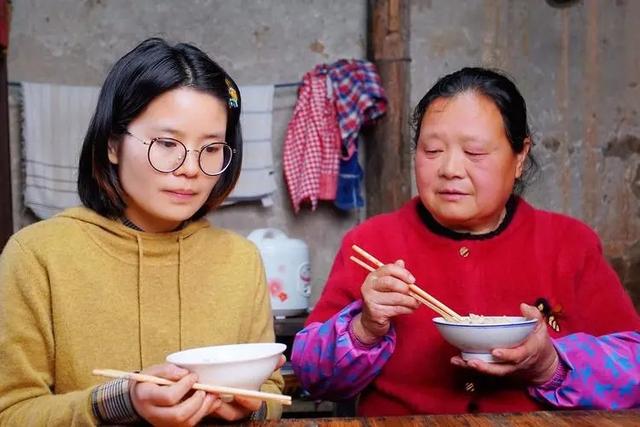 奶奶的第二春，利用闲置时间赚钱的最佳途径