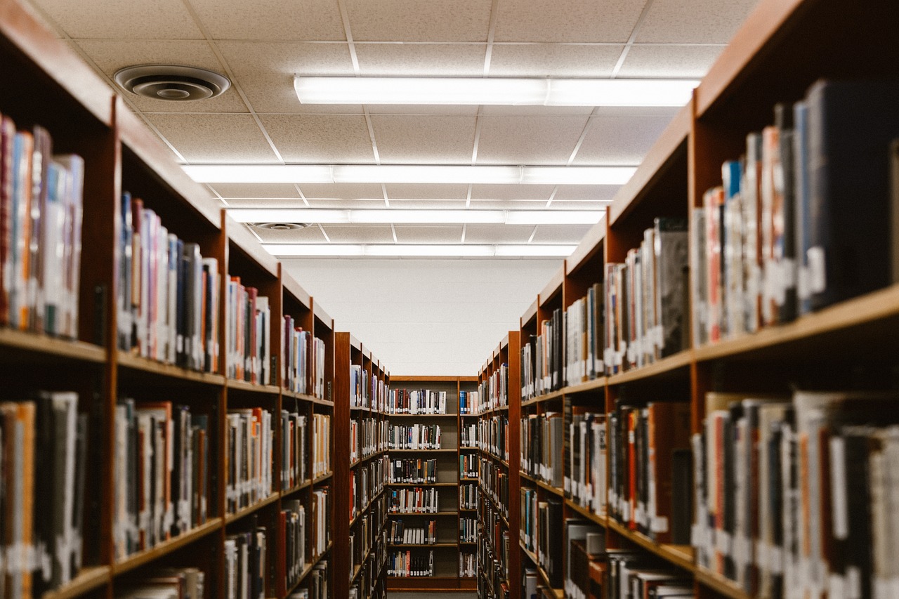 探索学生课外辅导市场，如何加盟学生的书本